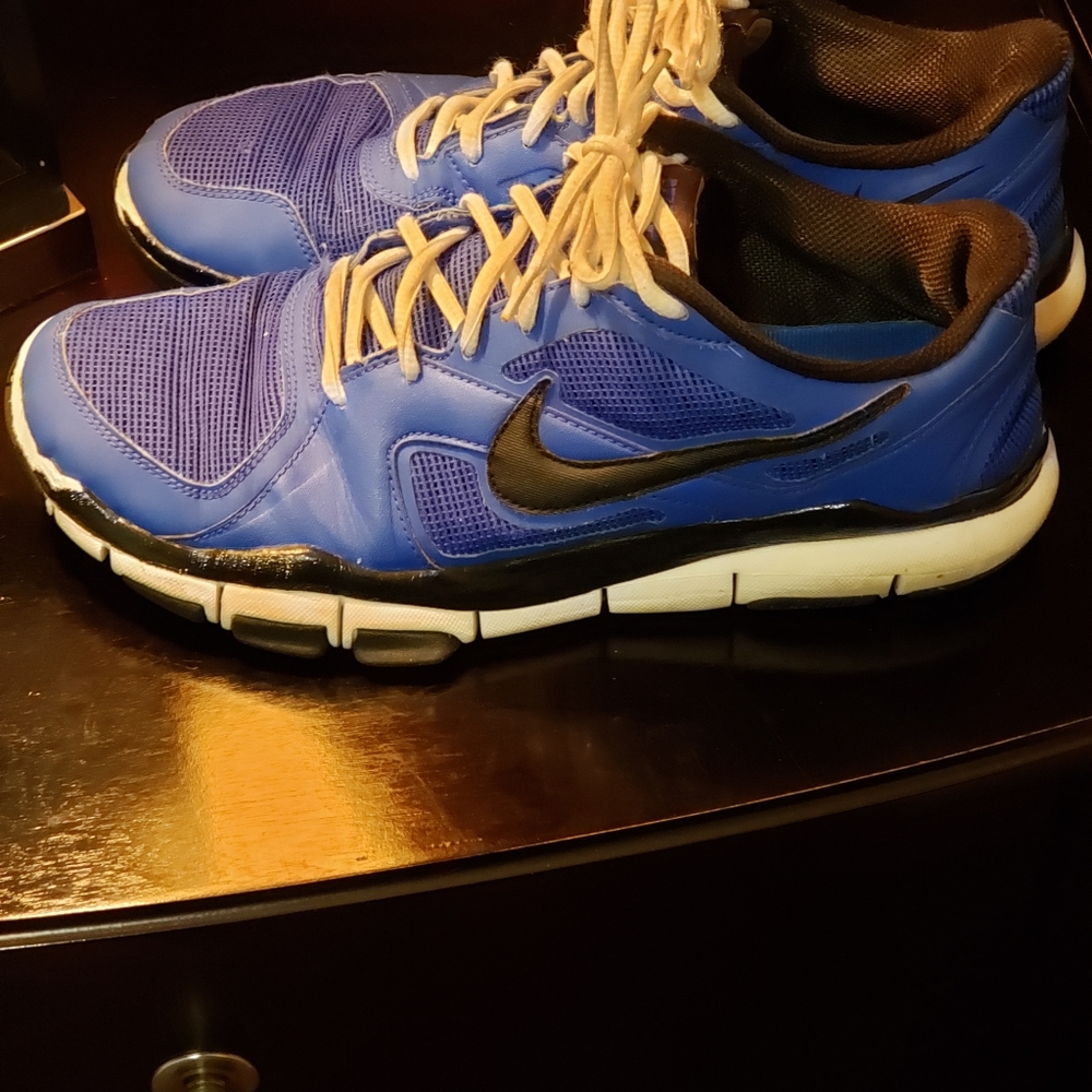 Nike shoes